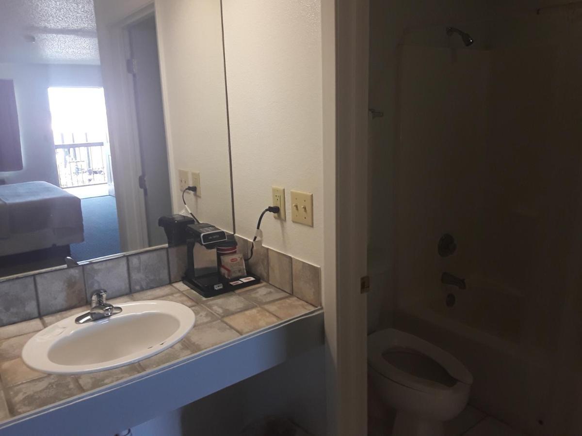 Italy Inn Екстериор снимка